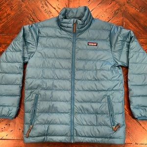 Kids Patagonia Quilted, Front Zip Jacket in Teal. Size Medium (10)